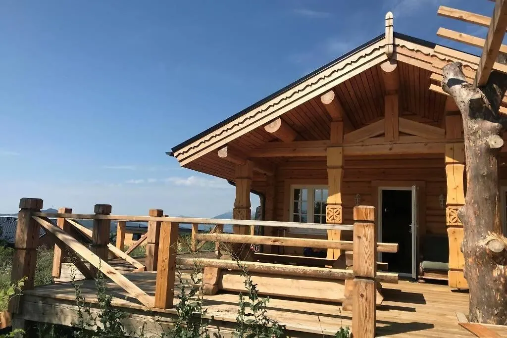 Villa Chalet Norvégien à La Bâtie-Neuve
